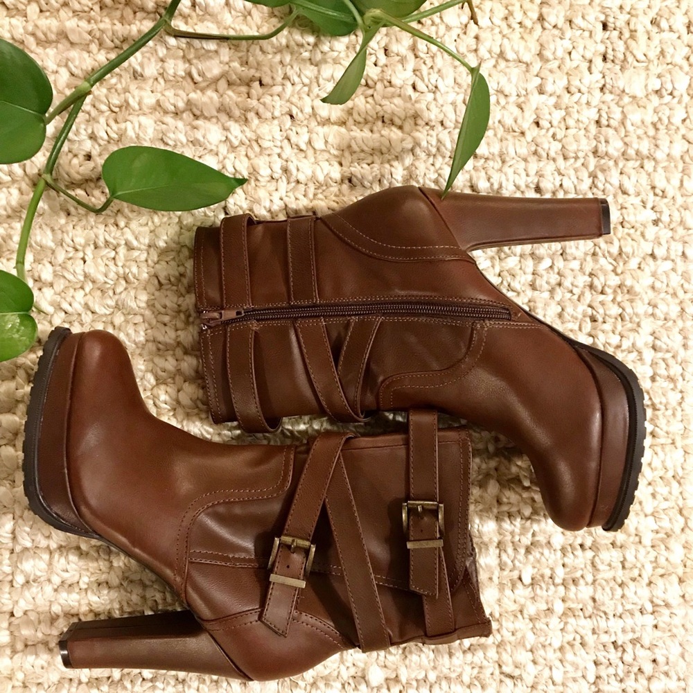 Madden Girl Brown Nitefal Heeled Boots